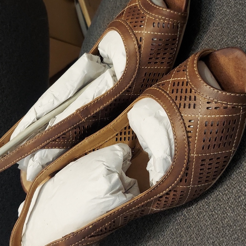 NEW Womens PIKOLINOS Perforated Leather Slingbacks Brown Euro 41, 42 Retail $169